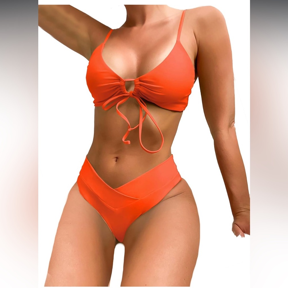 🚘Vibrant Orange Bikini Set with Ruched Tie-Front and High-Cut Style